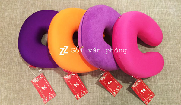 Màu gối chữ C